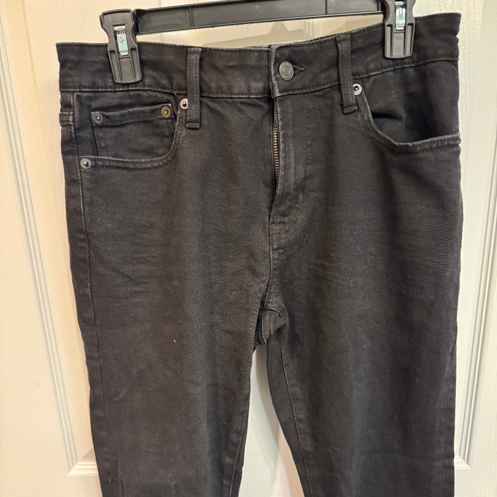 Black Aeropostale skinny jeans
